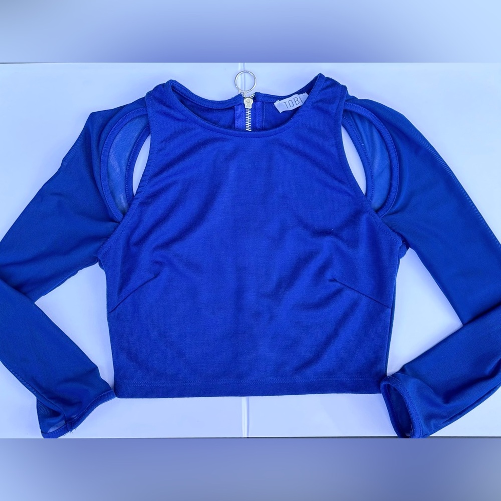 TOBI Blue Long Sleeve Mesh Shoulder Cutout Crop Top